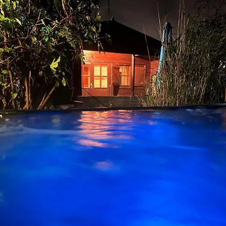 Buddha Style Family House & Jacuzzi & Sauna Near Amsterdam Chalet