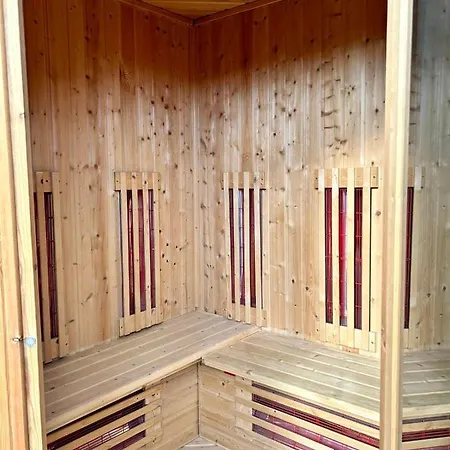 Buddha Style Family House & Jacuzzi & Sauna Near Amsterdam Chalet