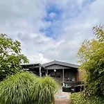 1001 Nights Luxury Oasis With Jacuzzi Sauna And Garden Near Amsterdam Horská chata Vijfhuizen