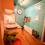 1001 Nights Luxury Oasis With Jacuzzi Sauna And Garden Near Amsterdam Vijfhuizen