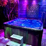 Horská chata 1001 Nights Luxury Oasis With Jacuzzi Sauna And Garden Near Amsterdam Vijfhuizen