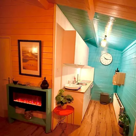 1001 Nights Luxury Oasis With Private Jacuzzi Sauna And Garden Between Amsterdam Haarlem And Schiphol Airport *