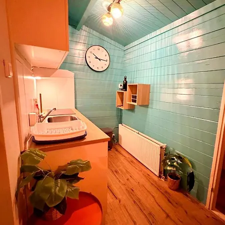 1001 Nights Luxury Oasis With Private Jacuzzi Sauna And Garden Between Amsterdam Haarlem And Schiphol Airport Vijfhuizen