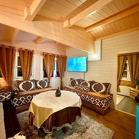 1001 Nights Luxury Oasis With Jacuzzi Sauna&garden Near Amsterdam Vijfhuizen