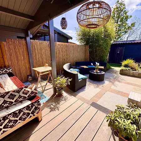 1001 Nights Luxury Oasis With Private Jacuzzi Sauna And Garden Between Amsterdam Haarlem And Schiphol Airport * Vijfhuizen