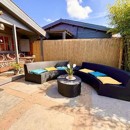 1001 Nights Luxury Oasis With Private Jacuzzi Sauna And Garden Between Amsterdam Haarlem And Schiphol Airport