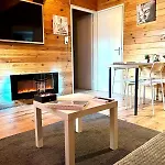 1001 Nights Luxury Oasis With Jacuzzi Sauna And Garden Near Amsterdam Chalet Vijfhuizen