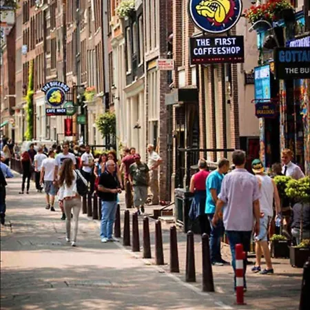 Σαλέ Buddha Style Family House & Jacuzzi & Sauna Near Amsterdam Vijfhuizen