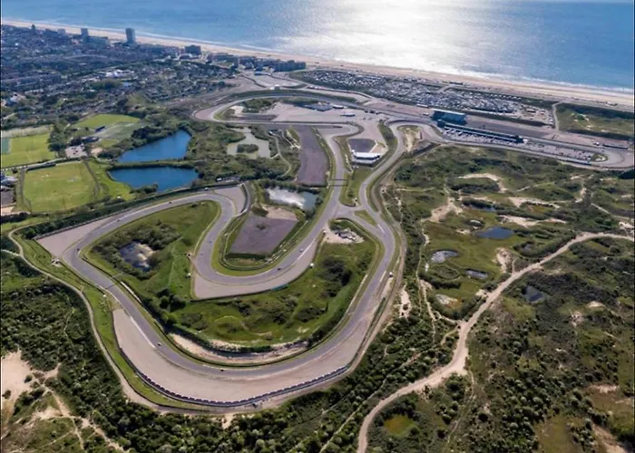 Chalet 1001 Nights Luxury Oasis With Jacuzzi Sauna And Garden Near Amsterdam *