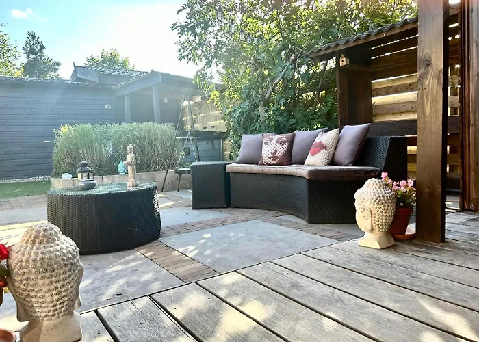 1001 Nights Luxury Oasis With Jacuzzi Sauna And Garden Near Amsterdam Chalet Vijfhuizen