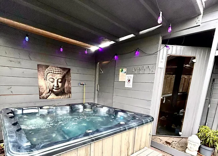 1001 Nights Luxury Oasis With Jacuzzi Sauna And Garden Near Amsterdam Chalet